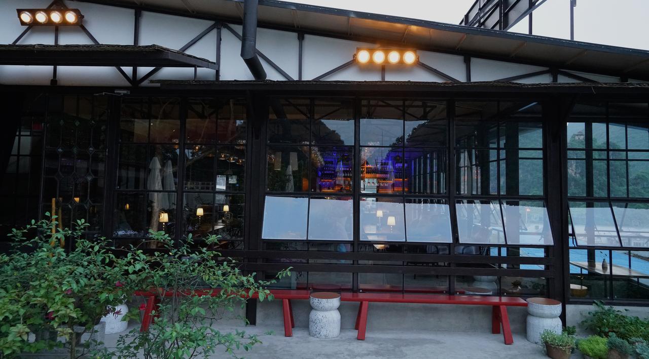 Fanli Hotel Yangshuo West Street Guilin Exterior photo