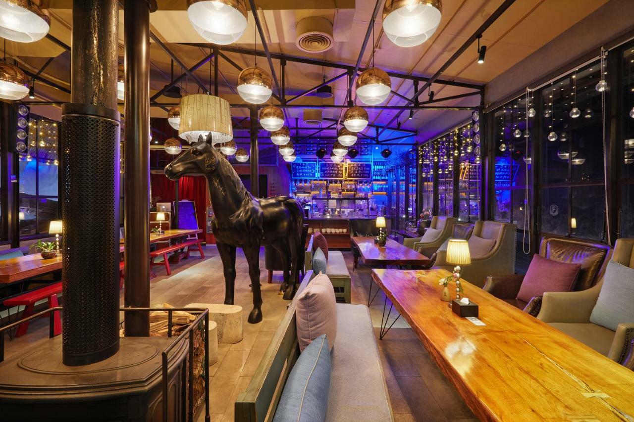 Fanli Hotel Yangshuo West Street Guilin Exterior photo